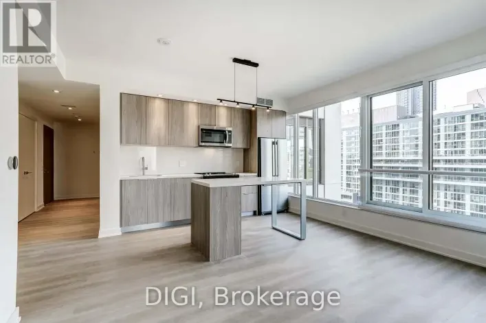 Q817 - 120 ONTARIO STREET, Toronto