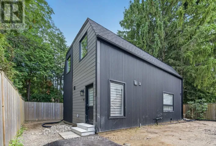 R - GARDEN - 221 CHURCHILL AVENUE, Toronto