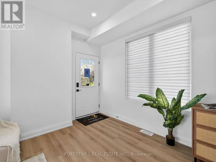House for rent: R - GARDEN - 42 CHATFIELD DRIVE, Toronto