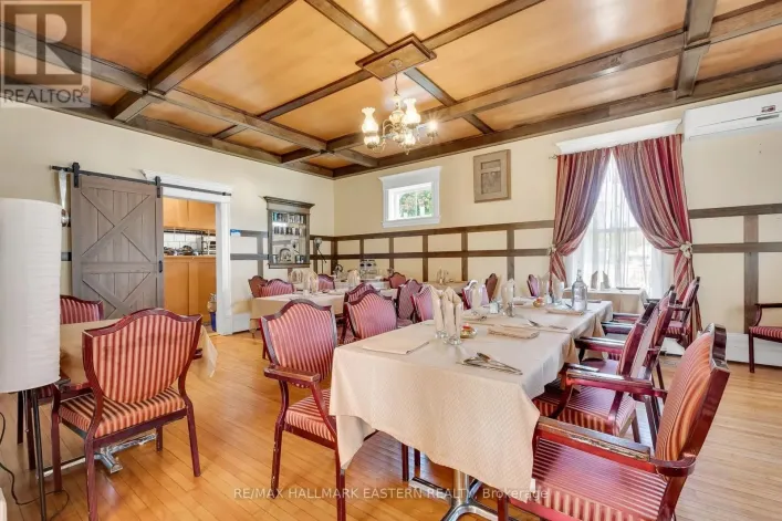 RESTAURANT - 29 BURSTHALL STREET, Marmora and Lake