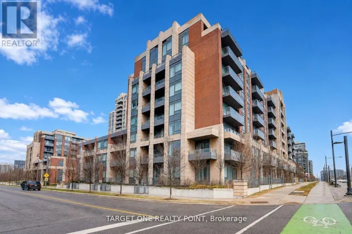 RG20 - 28 UPTOWN DRIVE, Markham