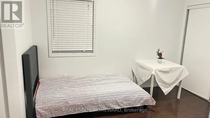 ROOM 1 - 1226 LESLIE DRIVE, Innisfil