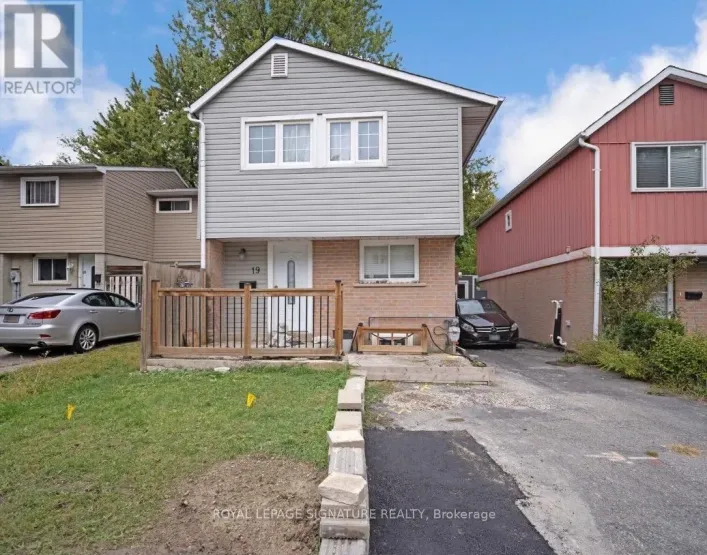 ROOM 1 - 19 GATSBY SQUARE, Brampton