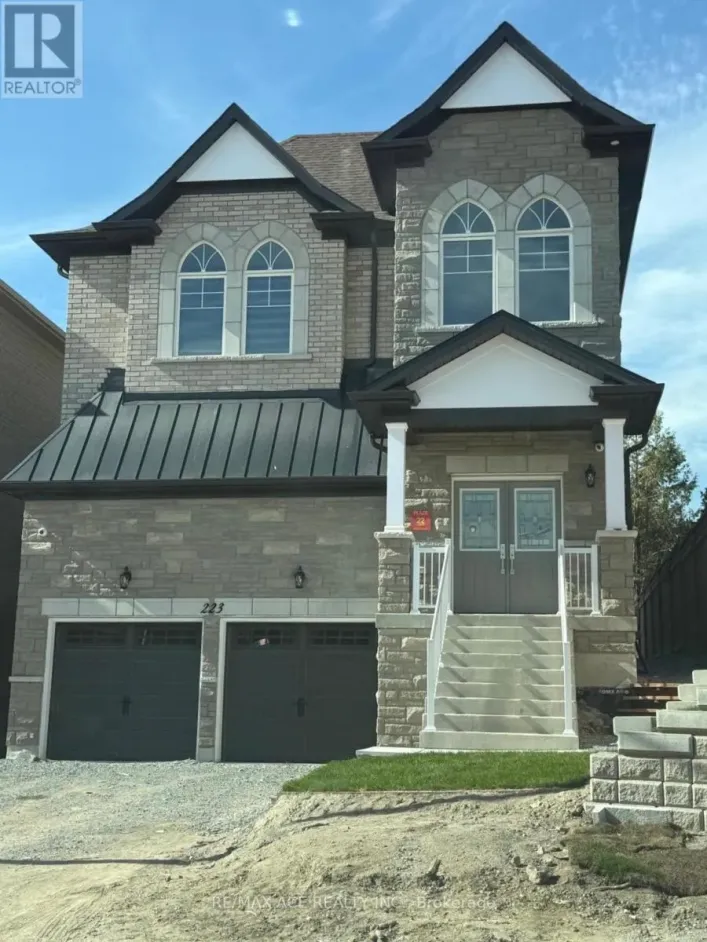ROOM - 223 SEGUIN STREET, Richmond Hill
