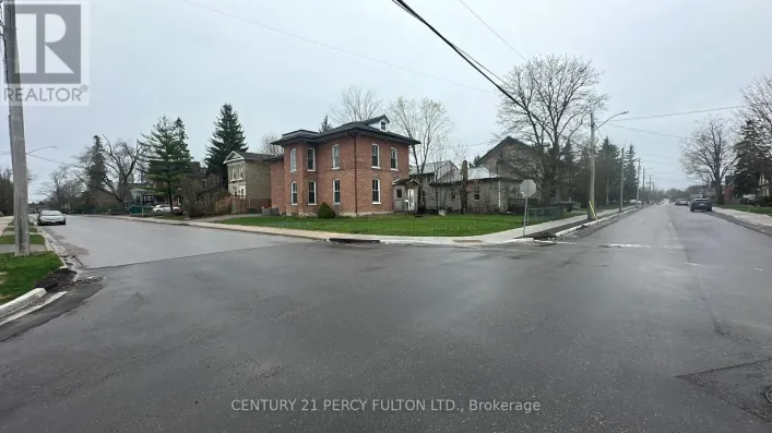 ROOM - 23 GLENELG STREET W, Kawartha Lakes