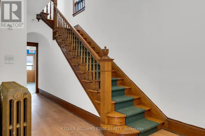 ROOM 3 - 760 KING STREET E, Hamilton