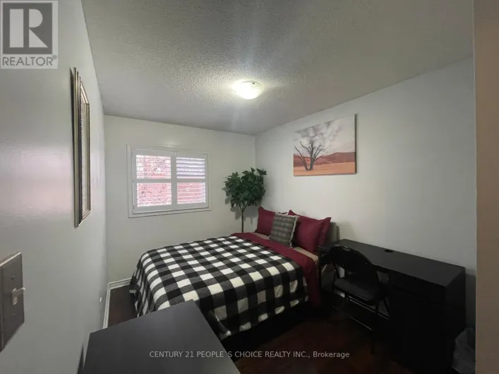 ROOM - 54 CARRIE CRESCENT, Brampton