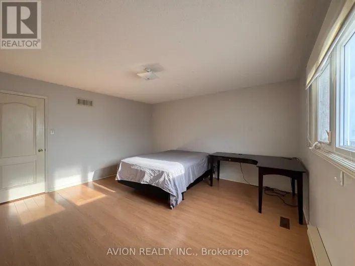ROOM A - 15 CANTERTROT COURT, Vaughan