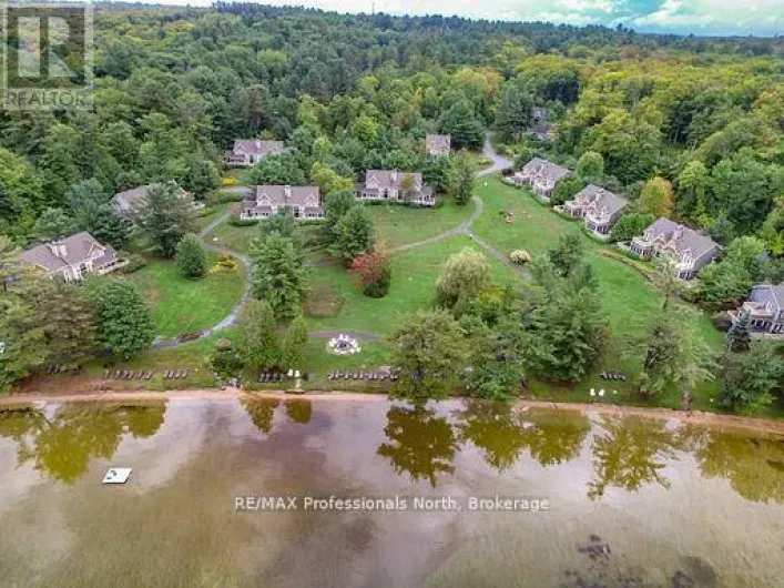 SANDFIELD 2, WEEK 10 - 3876 MUSKOKA ROAD 118, Muskoka Lakes