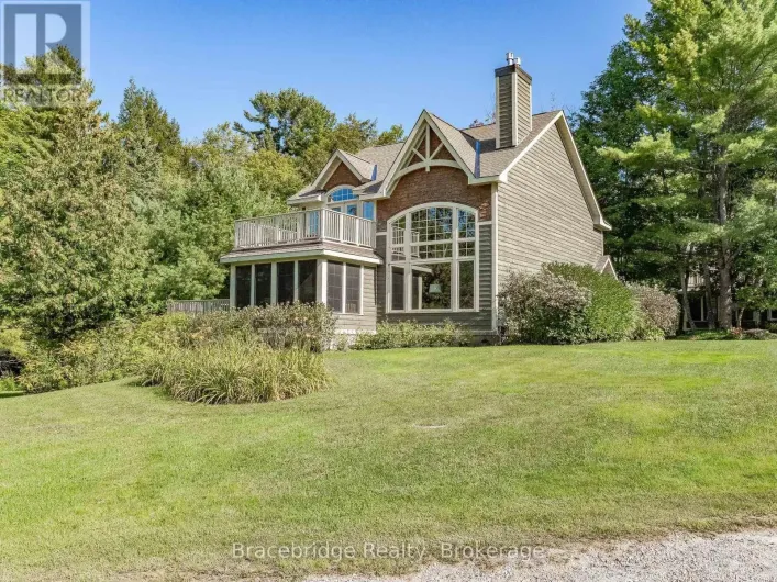 SANDFIELD 8 W4 - 3876 MUSKOKA RD 118 HIGHWAY W, Muskoka Lakes