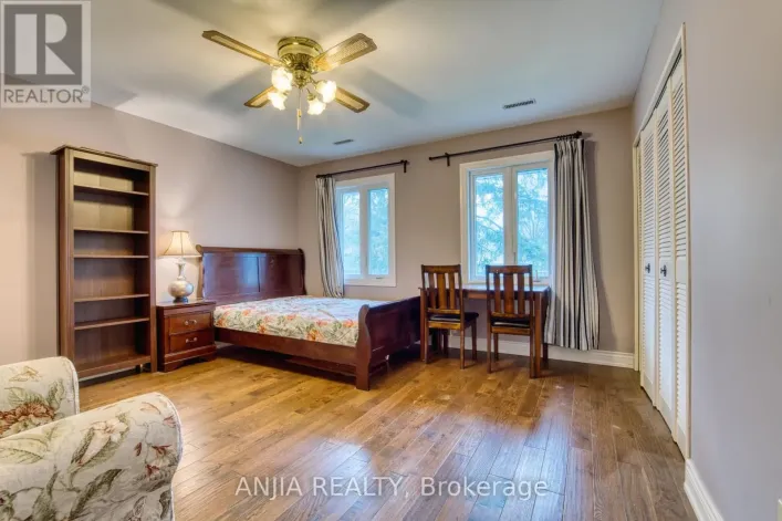 SECOND FLOOR - 37 ALLANGROVE CRESCENT, Toronto