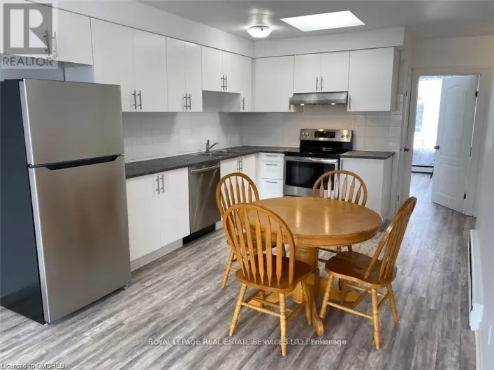 SECOND FLOOR - 385 KERR STREET, Oakville