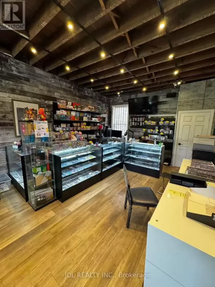 SECOND FLOOR - 394 SPADINA AVENUE, Toronto