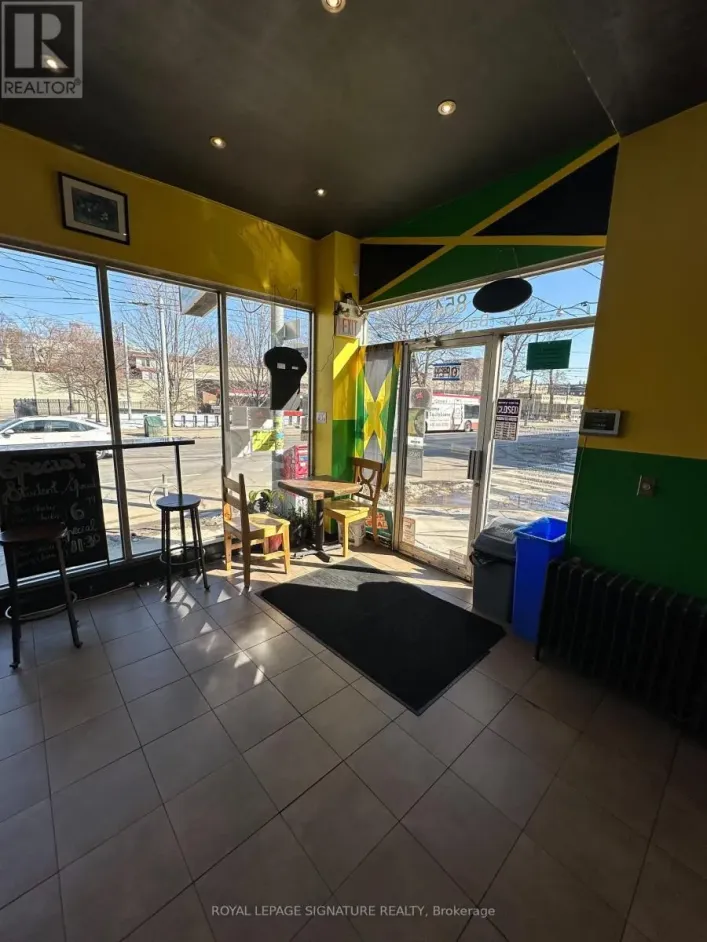 STORE FRONT - 854 BATHURST STREET, Toronto