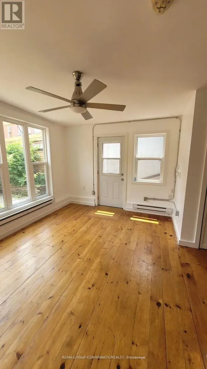 STUDIO UNIT - 864 MILLWOOD ROAD, Toronto
