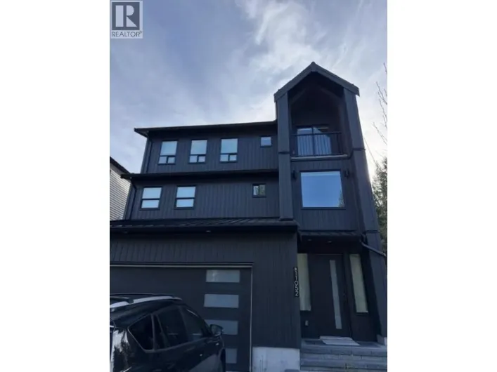 Suite 11052 LOCKWOOD ST, Maple Ridge