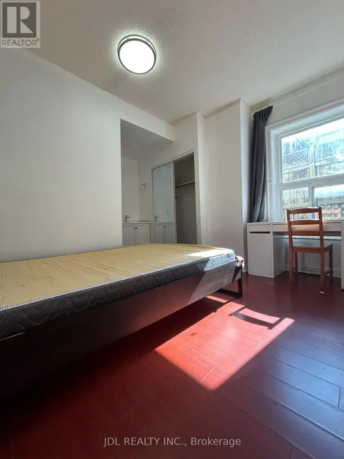SUITE A , MAIN FLOOR - 4 FITZROY TERR TERRACE, Toronto