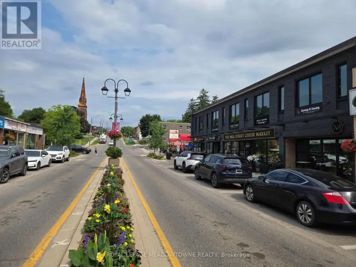 SUITE E - 37 MAIN STREET S, Halton Hills