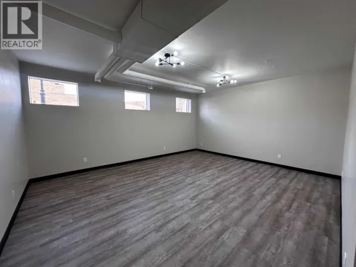 Suites B & C, 4923 50 Street, Innisfail