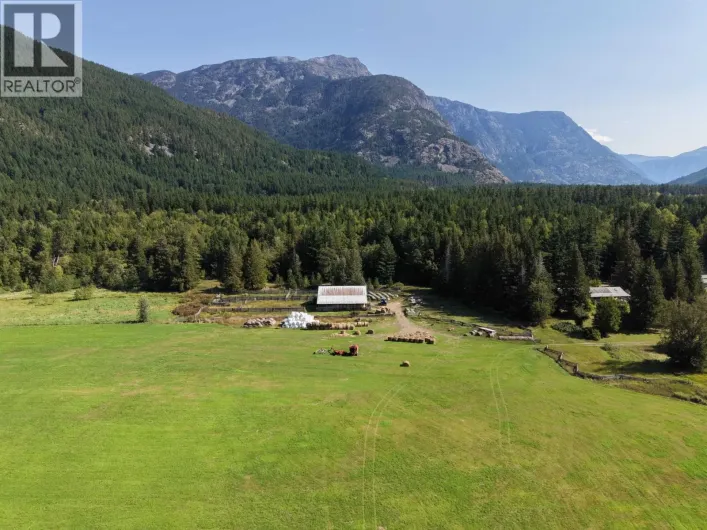 SW 1/4 4892 MACKENZIE 20 HIGHWAY, Bella Coola