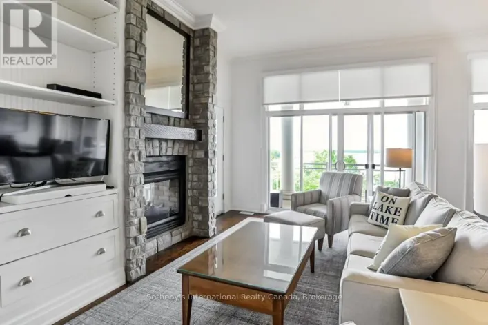 T202 (B2) - 1869 MUSKOKA ROAD 118 W, Muskoka Lakes)