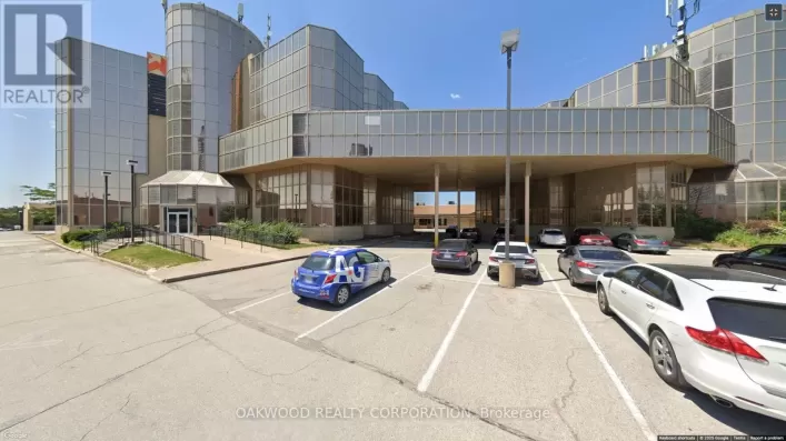 TB 300 - 8000 JANE STREET, Vaughan