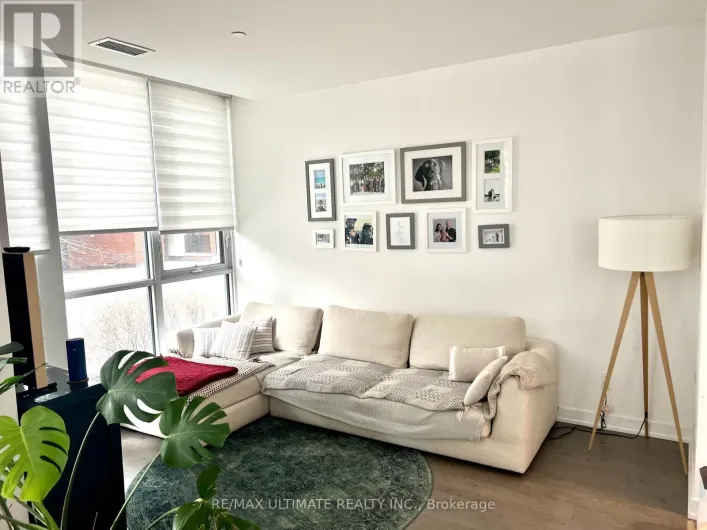 TH 1 - 50 BRUYERES MEWS, Toronto