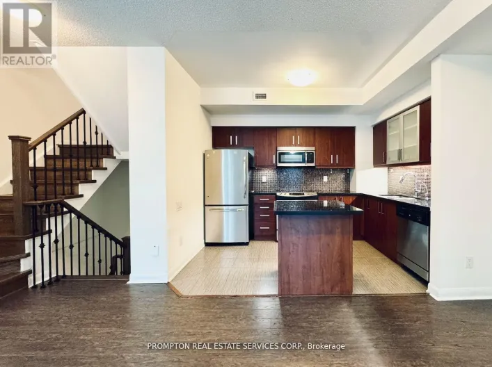 TH 10 - 19 ANNDALE DRIVE, Toronto