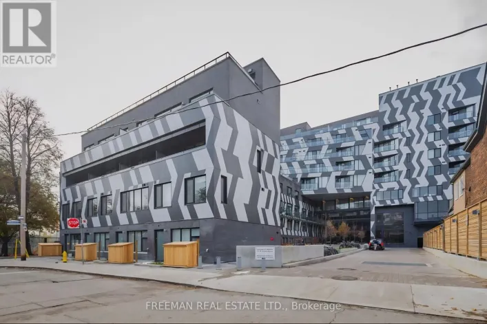 TH 101 - 138 ST HELEN'S AVENUE, Toronto