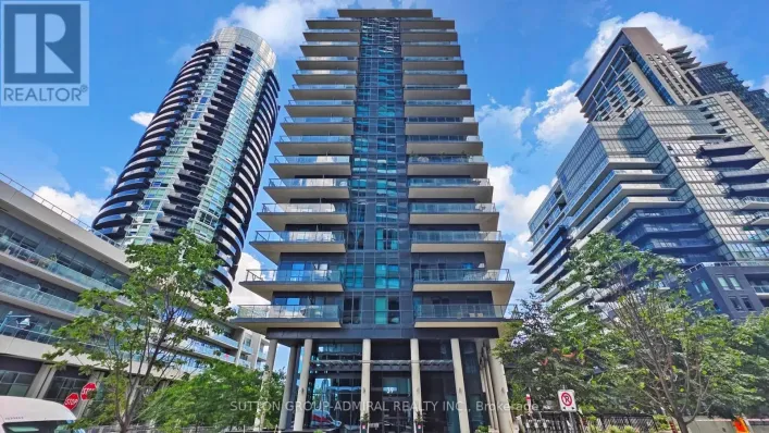 Row / Townhouse for sale: TH 104 - 39 ANNIE CRAIG DRIVE, Toronto