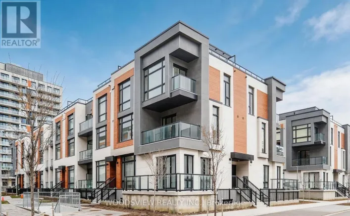 TH 1120 - 12 DAVID EYER ROAD, Richmond Hill