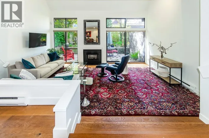TH 2324 W 6TH AVENUE, Vancouver