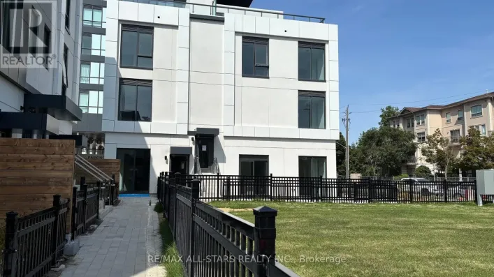 TH 5 - 16 GREENBRIAR ROAD, Toronto