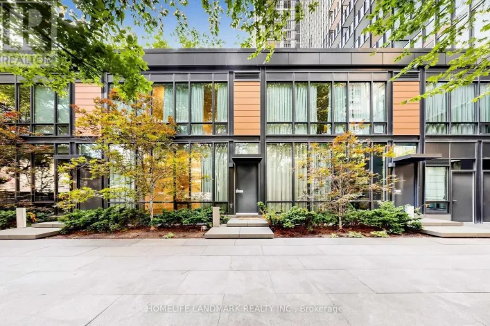 TH03 - 110 CHARLES STREET E, Toronto