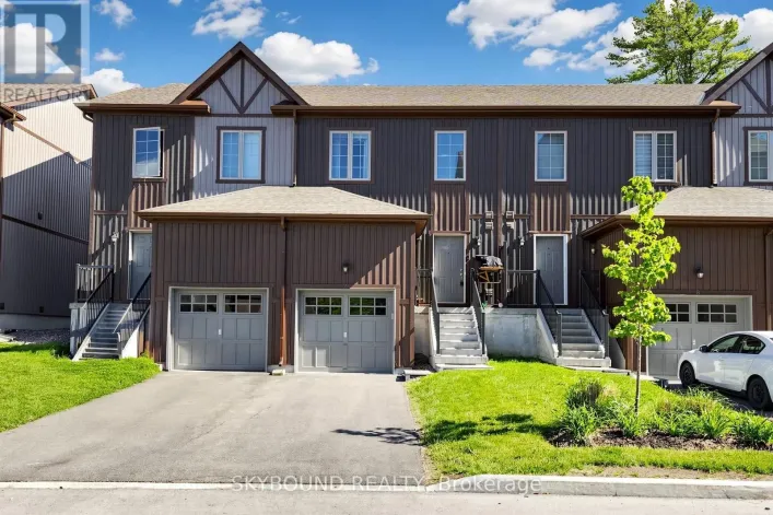 TH07 - 110 GREW BOULEVARD, Georgina