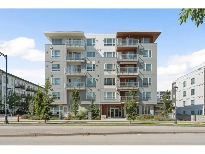 TH1 13963 105 BOULEVARD, Surrey
