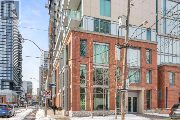 TH1 - 220 GEORGE STREET, Toronto