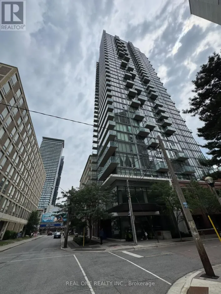 TH1 - 75 ST NICHOLAS STREET, Toronto