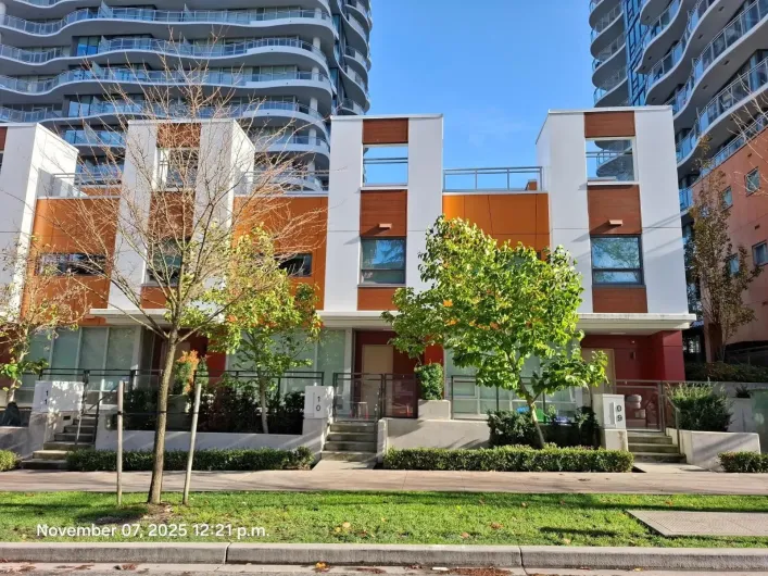 TH10 10388 133 STREET, Surrey