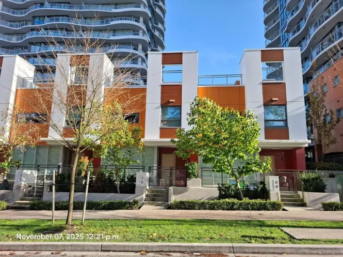 TH10 10388 133 STREET, Surrey