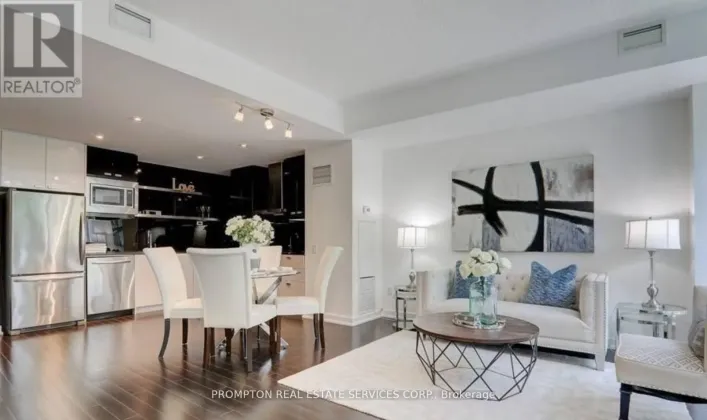 TH10 - 121 MCMAHON DRIVE, Toronto