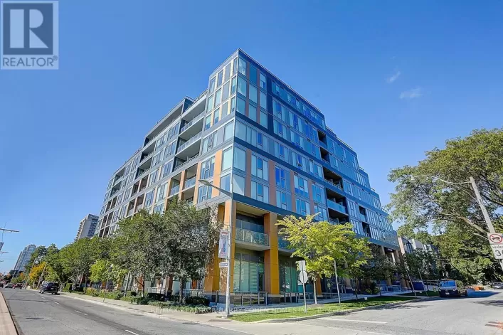 TH107 - 6 PARKWOOD AVENUE, Toronto