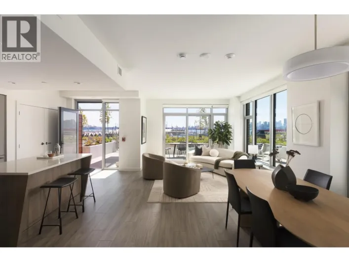 TH112 755 HARBOURSIDE DRIVE, North Vancouver