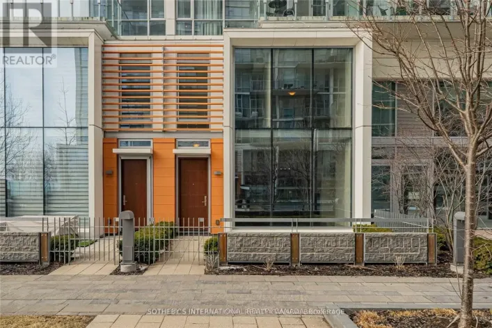 TH-113 - 29 QUEENS QUAY E, Toronto