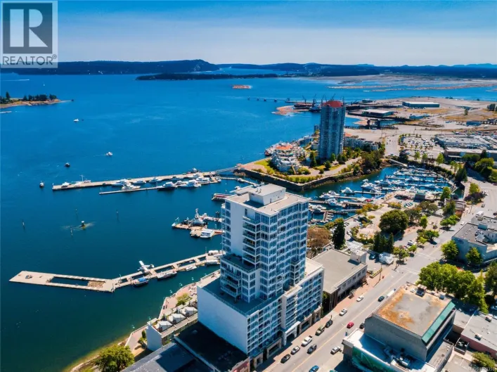 TH15 38 Front St, Nanaimo