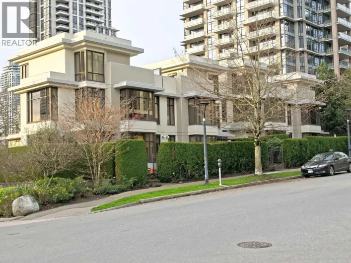 TH16 2089 ROSSER AVENUE, Burnaby
