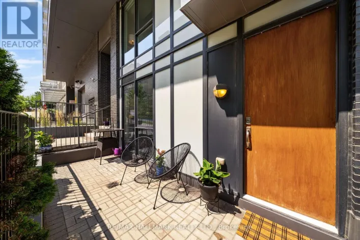 TH3 - 18 REAN DRIVE, Toronto