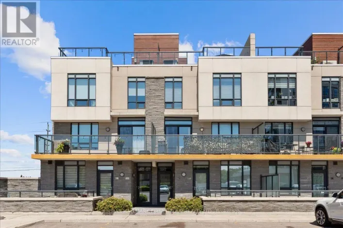 TH4 - 1245 BAYLY STREET, Pickering