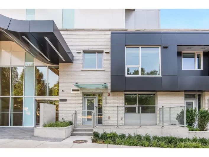 TH4 13778 100TH AVENUE, Surrey