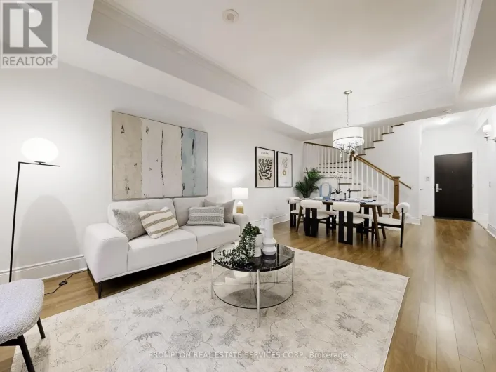 TH4 - 500 DORIS AVENUE, Toronto